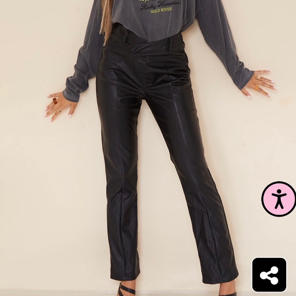 Missguided Faux Leather V Front Skinny Pant